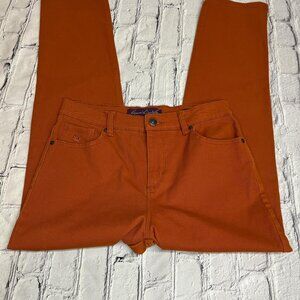 Gloria Vanderbilt Amanda Jeans 8S | Mid Rise Short | Orange Rust